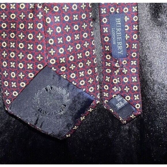 Vintage Silk Burberry London Men's Red, Blue, Gold, Tie, Luxury, Designer. - Picture 7 of 14